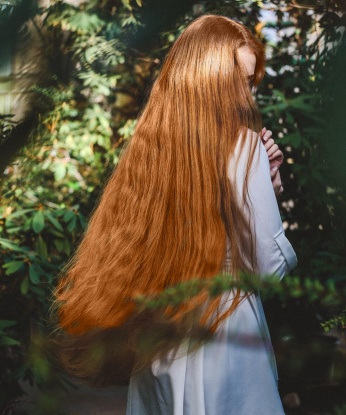 Я опытная и умелая индивидуалка, которая знает толк в наслаждении. У меня есть все необходимые навыки, чтобы погрузить тебя в мир удовольствия и страсти.
В моих услугах нет границ, я готова исполнить все твои самые сокровенные фантазии. Не бойся быть откровенным, ведь я здесь, чтобы удовлетворить каждое твое желание.
У меня есть много положительных отзывов от моих довольных клиентов, которые остались в восторге от нашей встречи. Уверен, что и ты не останешься равнодушным к моему обаянию и магическим рукам.
В моем фотоальбоме ты найдешь все необходимые фотографии, чтобы убедиться в моей красоте и сексуальности. Я живу в Москве и готова встретиться с тобой в любое удобное для нас время. Так давай не медли и давай предаваться страсти и наслаждению вместе! 😘🔥❤️ 3315, 24 года